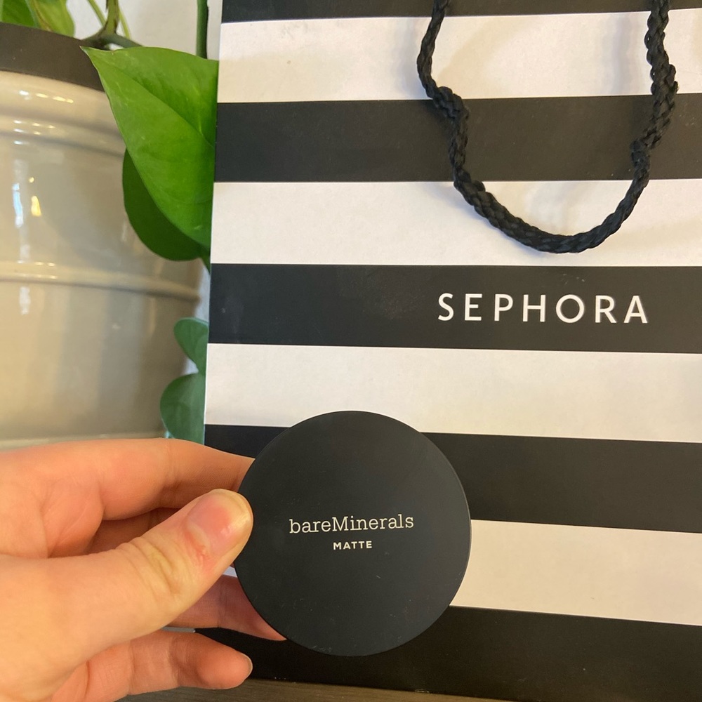 Bare Minerals matte foundation powder ✨